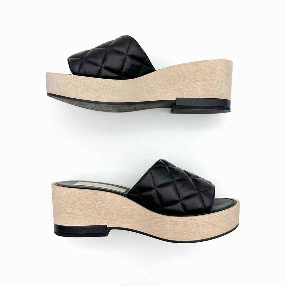 CHANEL Black Quilted Leather Platform Slide CC Sandals Size 38 Open Toe Mules - Picture 4 of 12